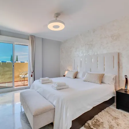 דירה Acogedor Atico Con Vistas Al Mar En Bahia De