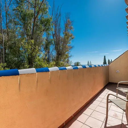 דירה Acogedor Atico Con Vistas Al Mar En Bahia De מארבלה