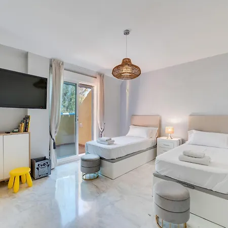 Acogedor Atico Con Vistas Al Mar En Bahia De Lejlighed Marbella