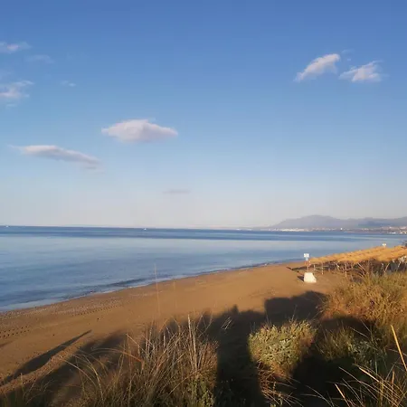 Acogedor Atico Con Vistas Al Mar En Bahia De *