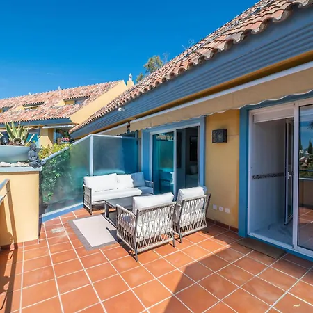 Acogedor Atico Con Vistas Al Mar En Bahia De