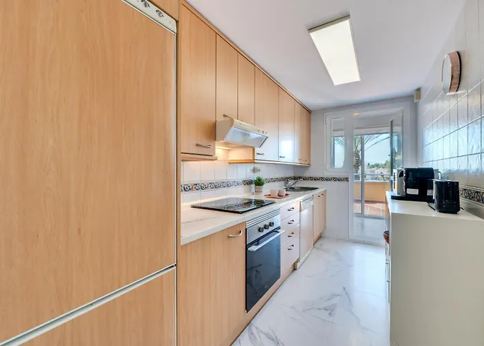 Acogedor Atico Con Vistas Al Mar En Bahia De *