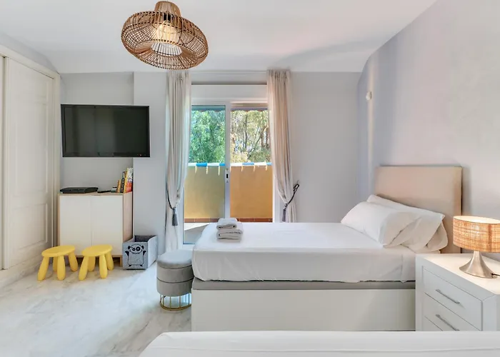 아파트 Acogedor Atico Con Vistas Al Mar En Bahia De *