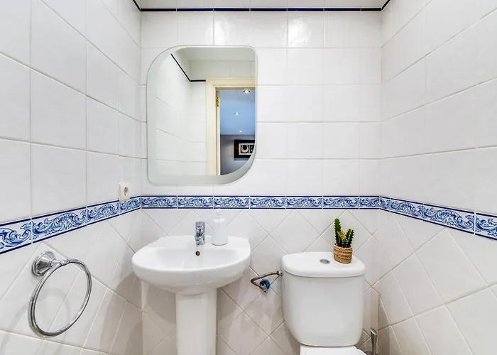 Acogedor Atico Con Vistas Al Mar En Bahia De 아파트 *