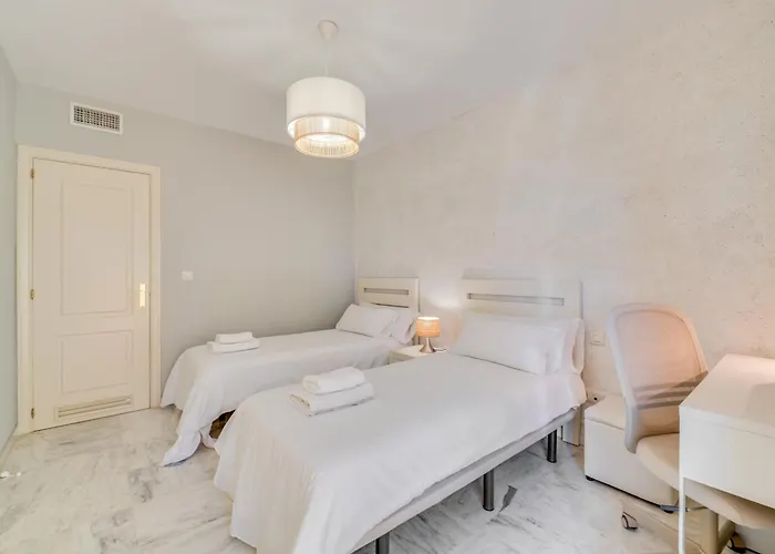 아파트 Acogedor Atico Con Vistas Al Mar En Bahia De